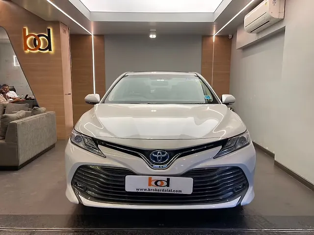 Used 2021 Toyota Camry in Mumbai