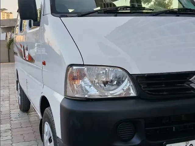Used Maruti Suzuki Eeco AC (O) Petrol Manual 5 STR in Rajkot