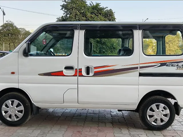 Used Maruti Suzuki Eeco AC (O) Petrol Manual 5 STR in Rajkot