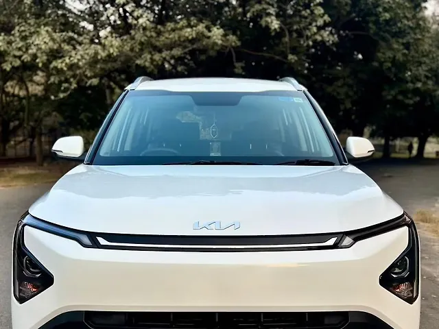 Used 2025 Kia Carens Clavis in Delhi Used 2025 Kia Carens Clavis in Delhi