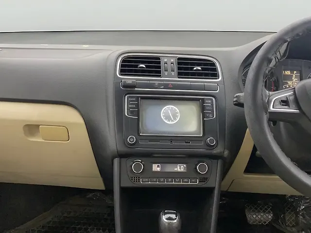 Used Skoda Rapid Style 1.6 MPI AT in Mumbai