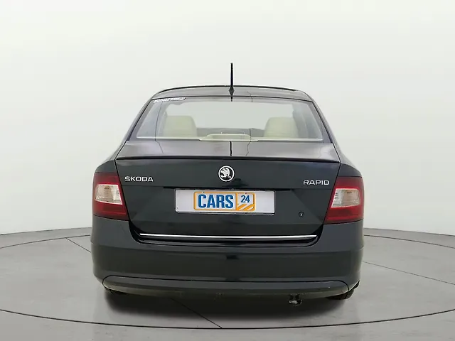 Used Skoda Rapid Style 1.6 MPI AT in Mumbai