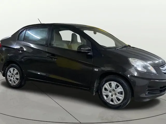 Used 2015 Honda Amaze in Surat