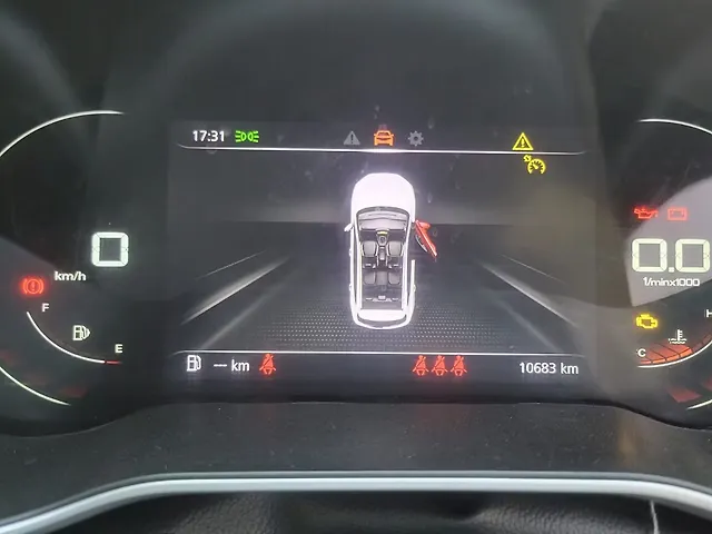 Used MG Astor Shine Petrol 1.5L Manual Ivory in Mumbai