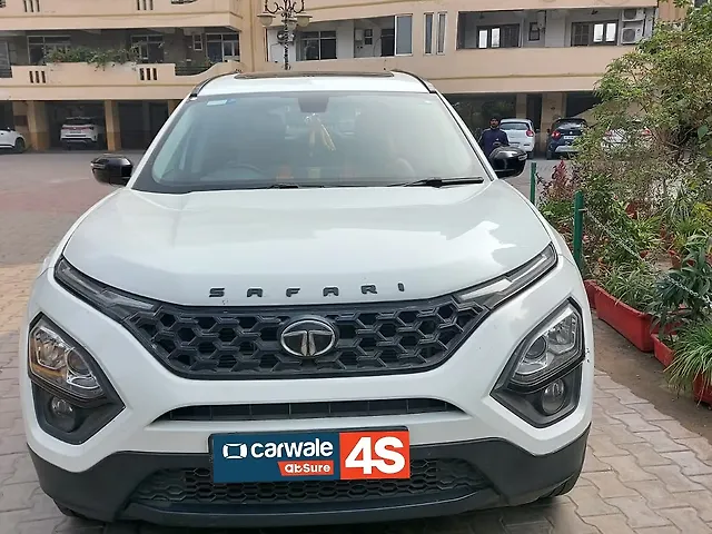 Used 2022 Tata Safari in Delhi