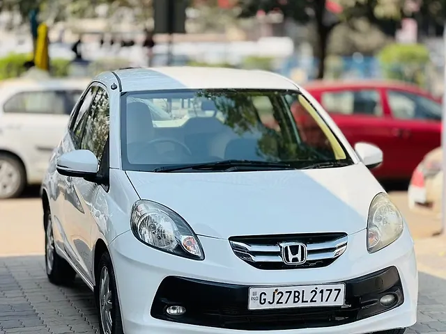 Used Honda Brio VX MT in Surat