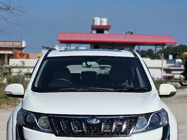 Used 2017 Mahindra XUV500 in Dehradun