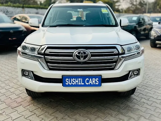 Used 2018 Toyota Land Cruiser in Gurgaon