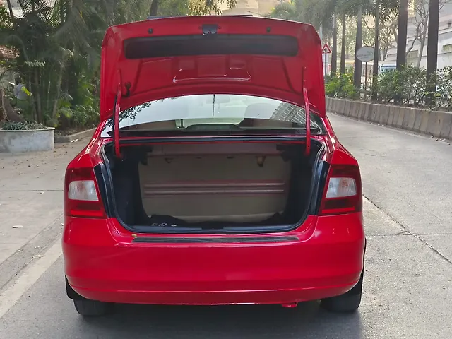 Used Skoda Rapid [2011-2014] Elegance 1.6 TDI CR MT in Mumbai