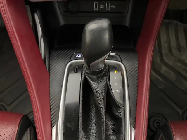 Used MG Astor Savvy 1.3 Turbo AT S Red [2021-2023] in Mumbai