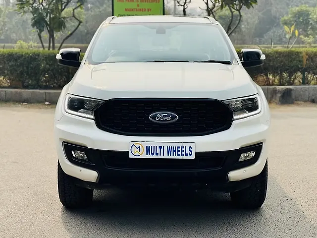 Used 2020 Ford Endeavour in Delhi