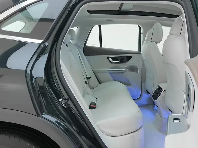 Used Mercedes-Benz EQE SUV 500 4MATIC in Delhi