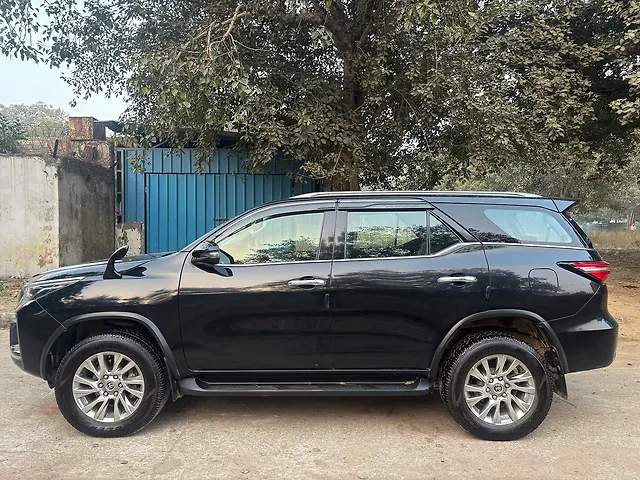 Used Toyota Fortuner [2016-2021] 2.8 4x4 AT in Delhi