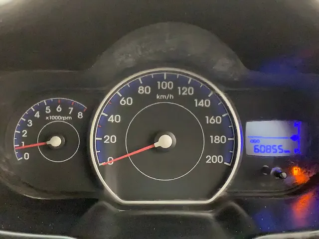 Used Hyundai i10 [2010-2017] 1.1L iRDE Magna Special Edition in Ahmedabad