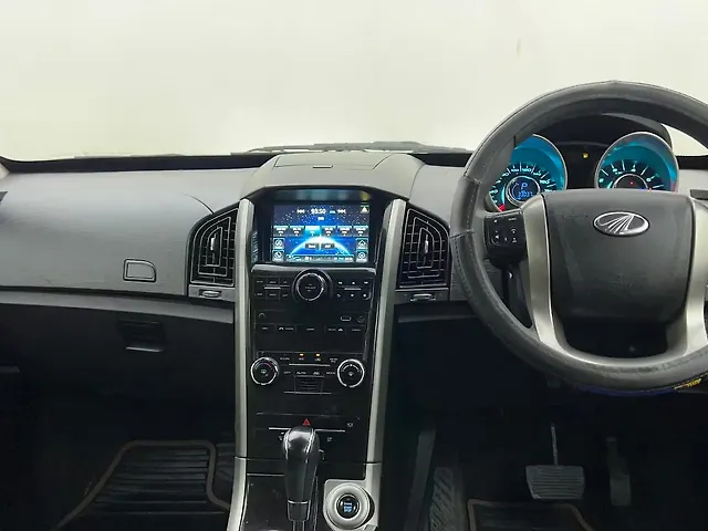 Used Mahindra XUV500 W7 AT [2018-2020] in Mumbai