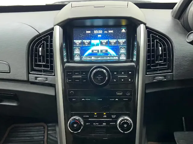 Used Mahindra XUV500 W7 AT [2018-2020] in Mumbai