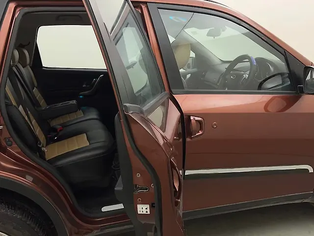 Used Mahindra XUV500 W7 AT [2018-2020] in Mumbai