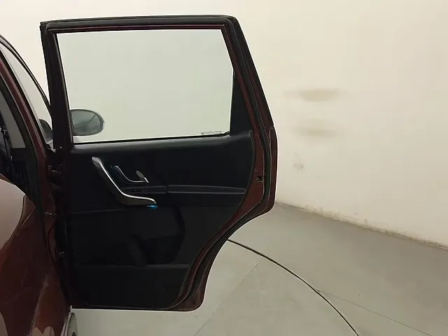 Used Mahindra XUV500 W7 AT [2018-2020] in Mumbai