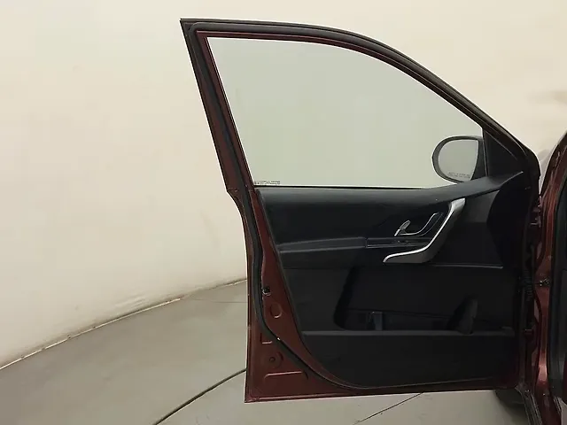 Used Mahindra XUV500 W7 AT [2018-2020] in Mumbai