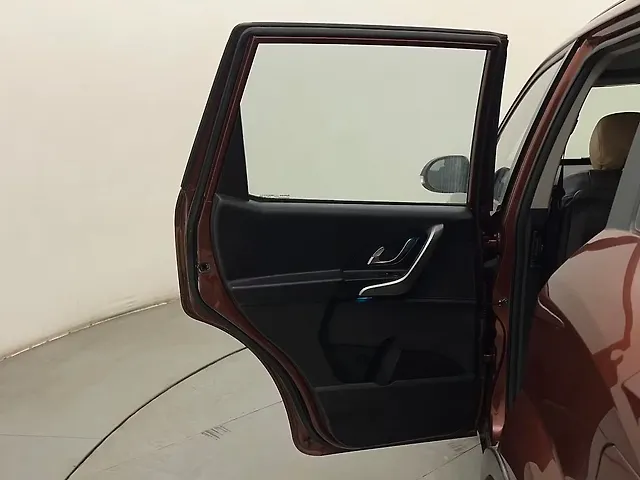 Used Mahindra XUV500 W7 AT [2018-2020] in Mumbai