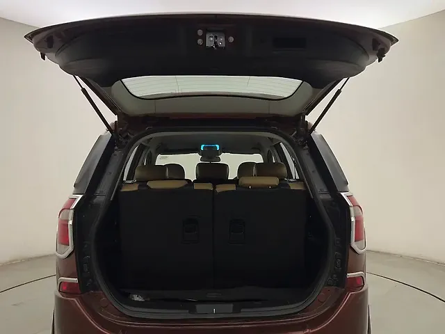 Used Mahindra XUV500 W7 AT [2018-2020] in Mumbai