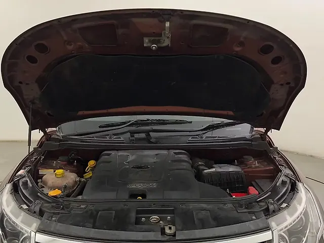 Used Mahindra XUV500 W7 AT [2018-2020] in Mumbai