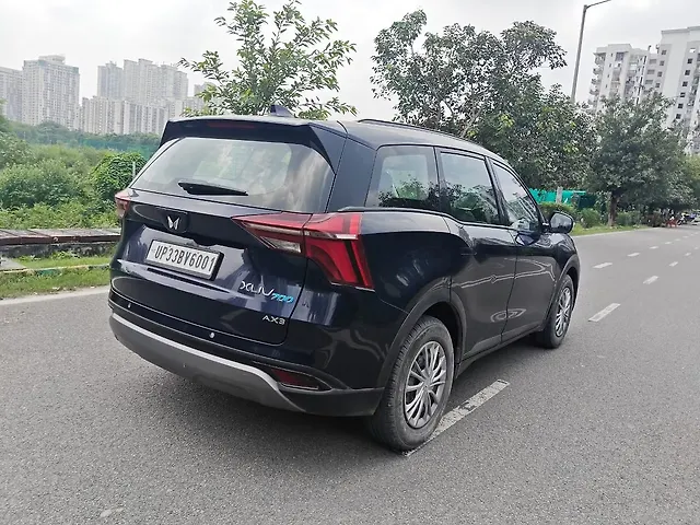 Used Mahindra Old Generation XUV700 AX 3 Petrol MT 5 STR [2021] in Lucknow