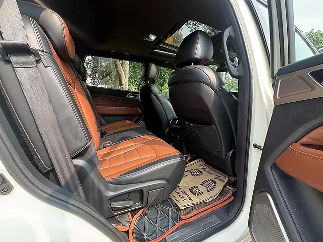 Used Mahindra Alturas G4 4WD AT [2018-2020] in Delhi