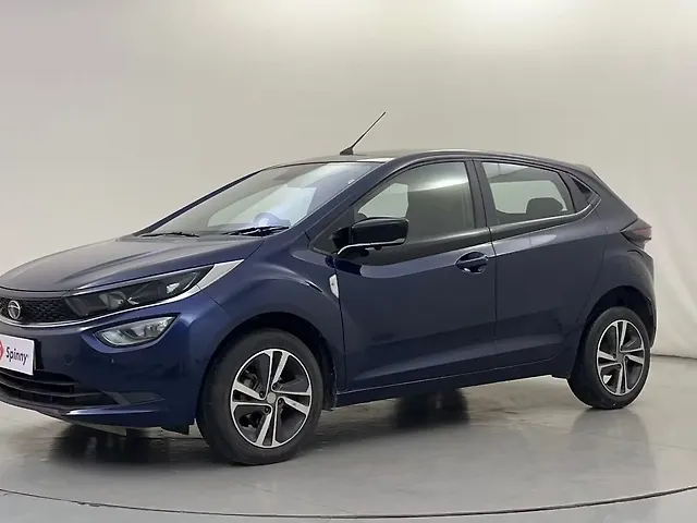 Used 2022 Tata Altroz in Bangalore