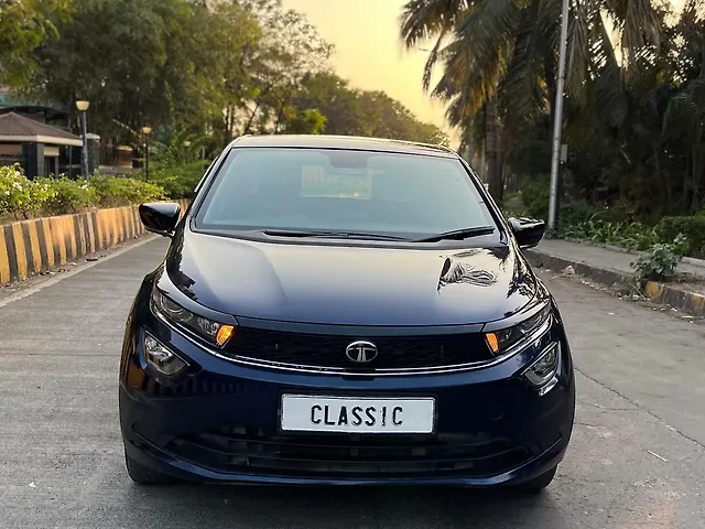 Used 2024 Tata Altroz in Mumbai