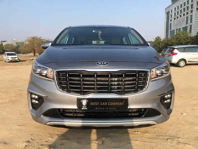 Used 2021 Kia Carnival in Delhi