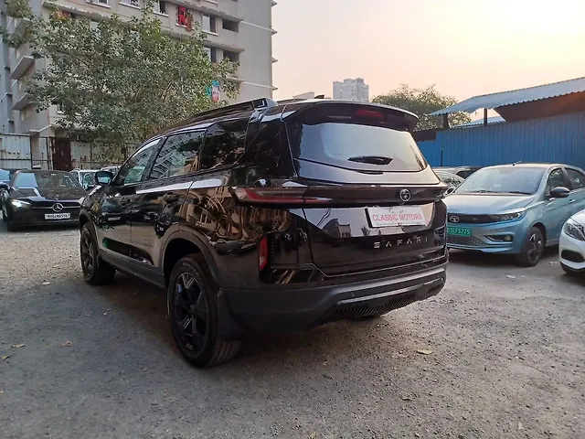 Used Tata Safari Accomplished Plus 6 STR Dark Edition AT in Mumbai