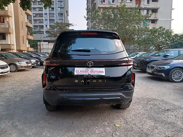 Used Tata Safari Accomplished Plus 6 STR Dark Edition AT in Mumbai