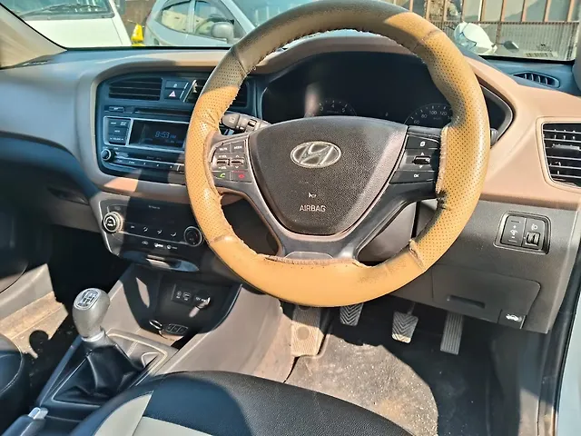 Used Hyundai i20 [2010-2012] Era 1.2 BS-IV in Dehradun