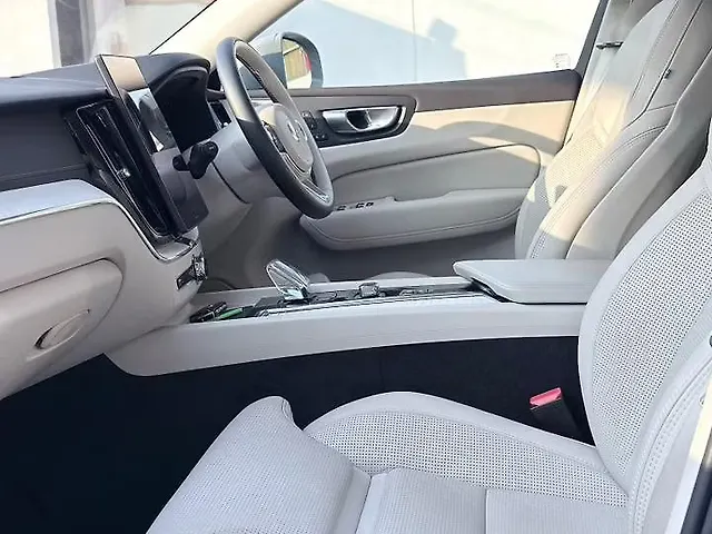Used Volvo XC60 [2022-2025] B5 Ultimate in Jaipur