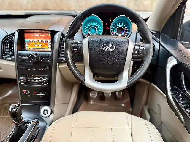 Used Mahindra XUV500 [2015-2018] W10 AWD AT in Mumbai