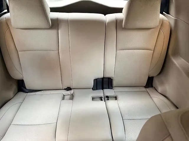 Used Mahindra Marazzo [2018-2020] M8 7 STR in Mumbai