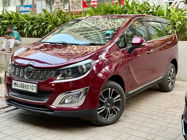 Used Mahindra Marazzo [2018-2020] M8 7 STR in Mumbai