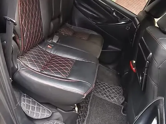 Used Toyota Innova Crysta [2016-2020] 2.4 V Diesel in Kanpur