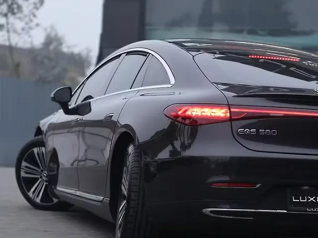 Used Mercedes-Benz EQS 580 4MATIC in Dehradun