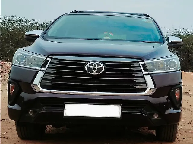 Used 2021 Toyota Innova Crysta in Agra