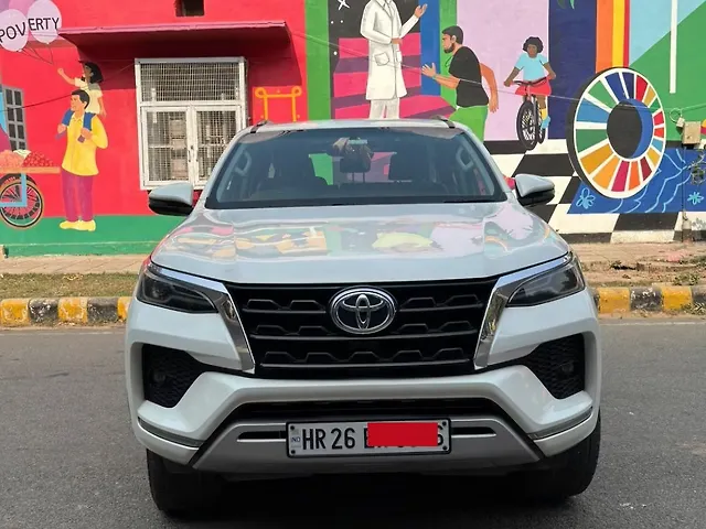 Used 2022 Toyota Fortuner in Delhi