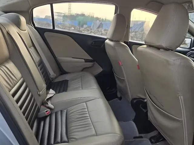 Used Honda City 4th Generation S Petrol in Thane