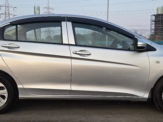 Used Honda City 4th Generation S Petrol in Thane