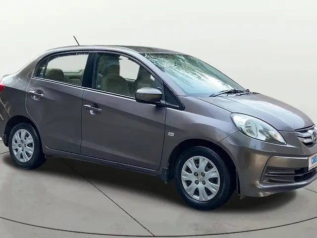 Used 2014 Honda Amaze in Surat