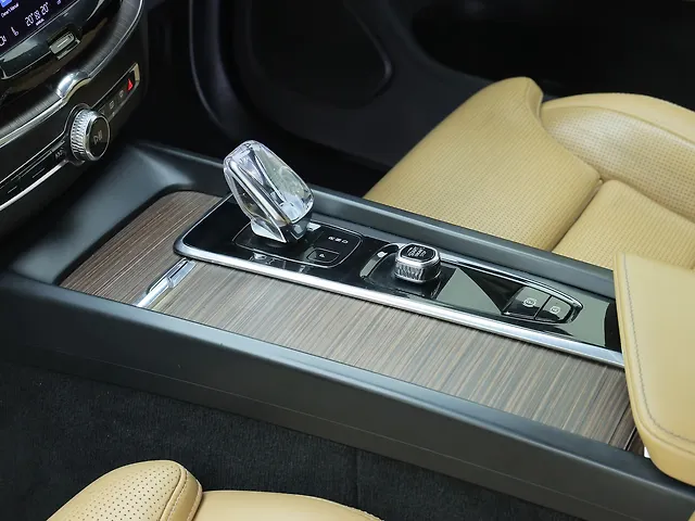 Used Volvo XC60 [2021-2022] B5 Inscription in Gohana