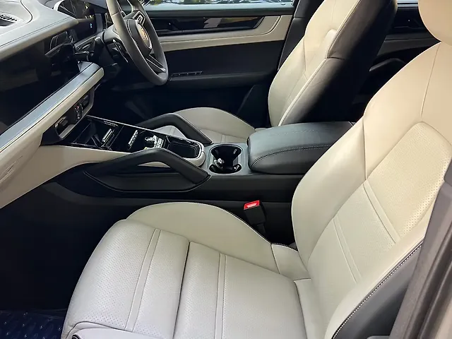 Used Porsche Cayenne Coupe Base in Pune