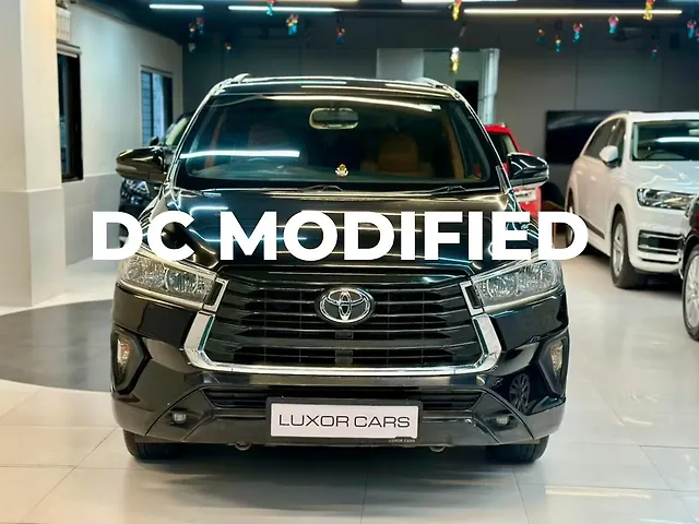 Used 2022 Toyota Innova Crysta in Mumbai