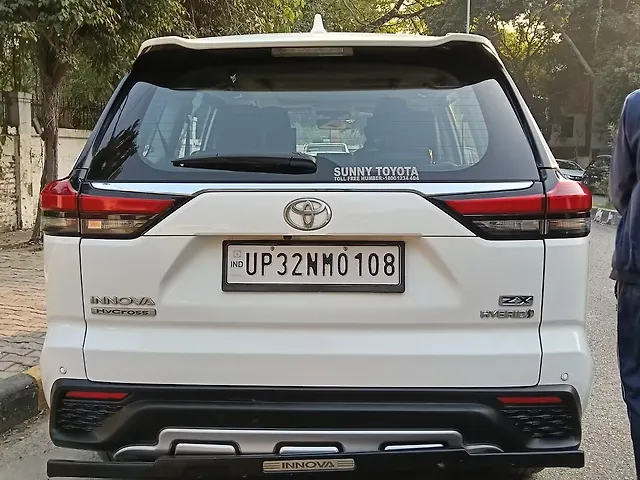 Used Toyota Innova Hycross ZX Hybrid (Electric + Petrol) Automatic (e-CVT) 7 STR in Lucknow