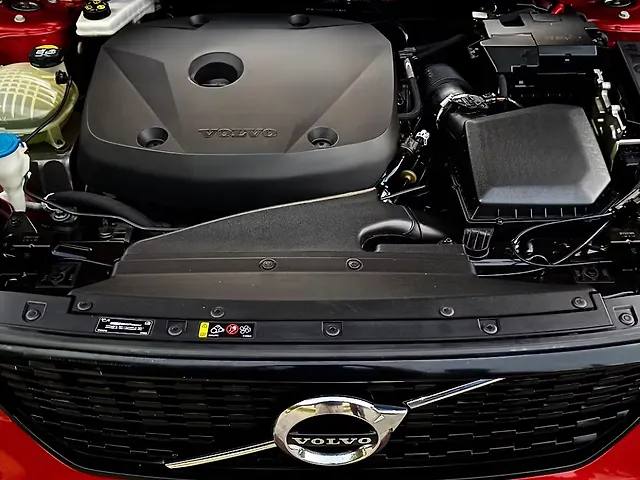 Used Volvo XC40 [2018-2022] T4 R-Design in Chandigarh